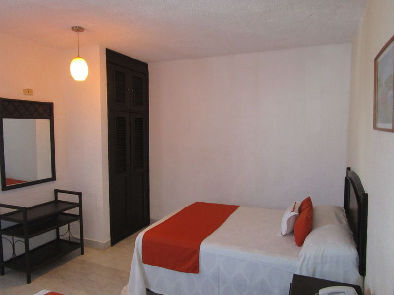 Hotel Imperial Laguna Faranda Cancún Buitenkant foto